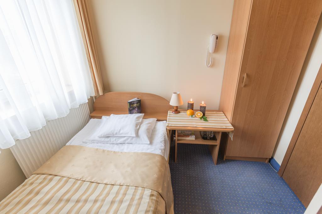 Fian - Noclegi I Konferencje W Centrum ザコパネ エクステリア 写真