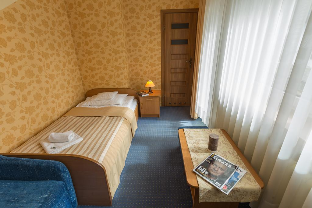 Fian - Noclegi I Konferencje W Centrum ザコパネ エクステリア 写真